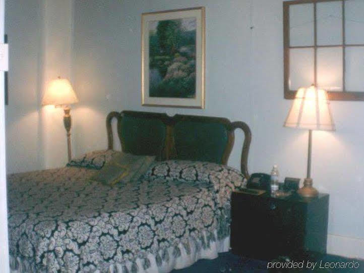 Historic Mardi Gras Inn New Orleans Exterior photo