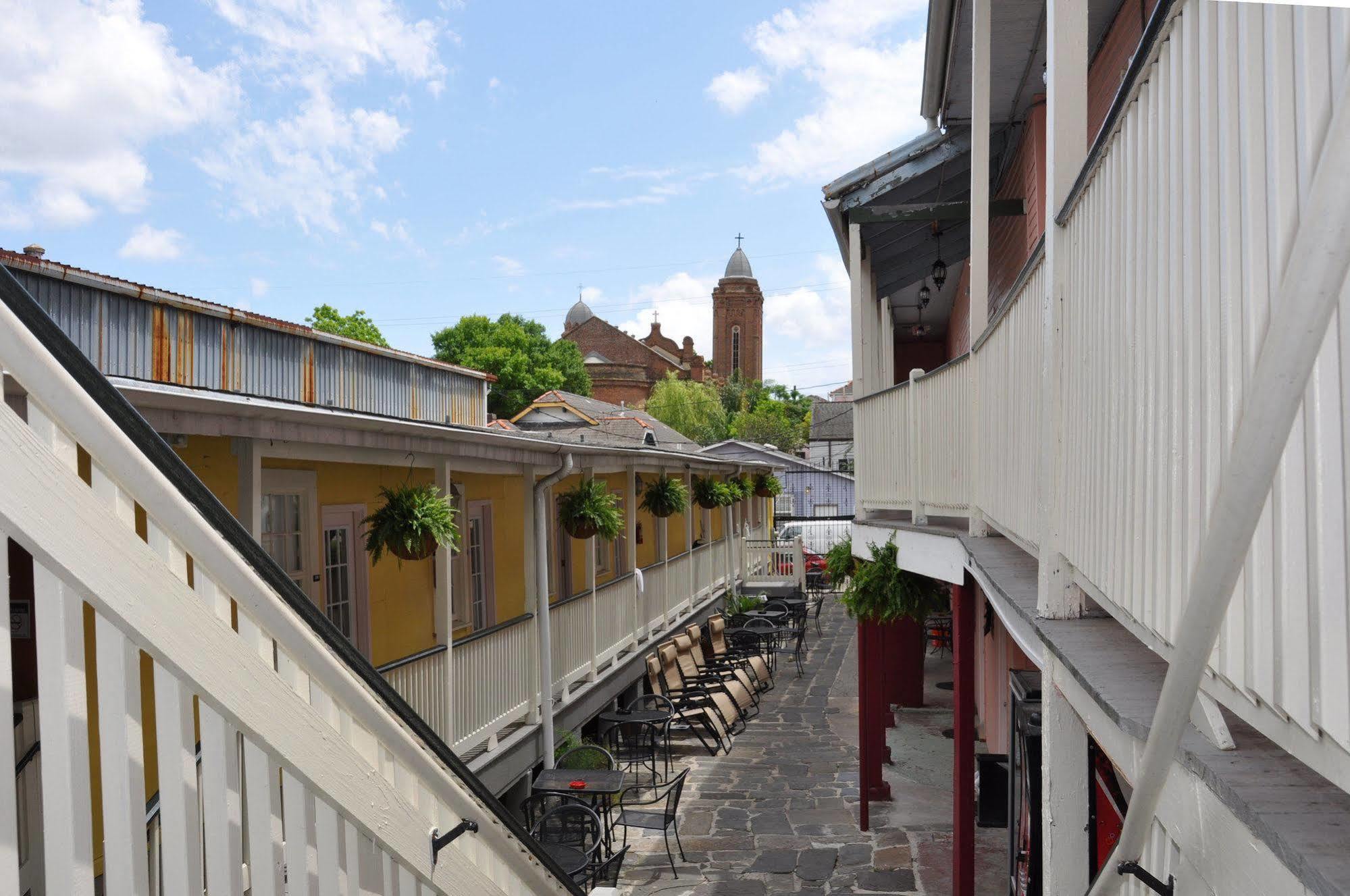 Historic Mardi Gras Inn New Orleans Exterior photo